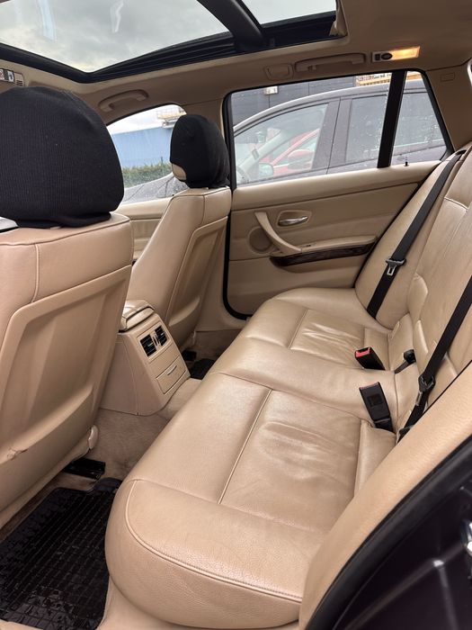 Sprzedam BMW 320d E91