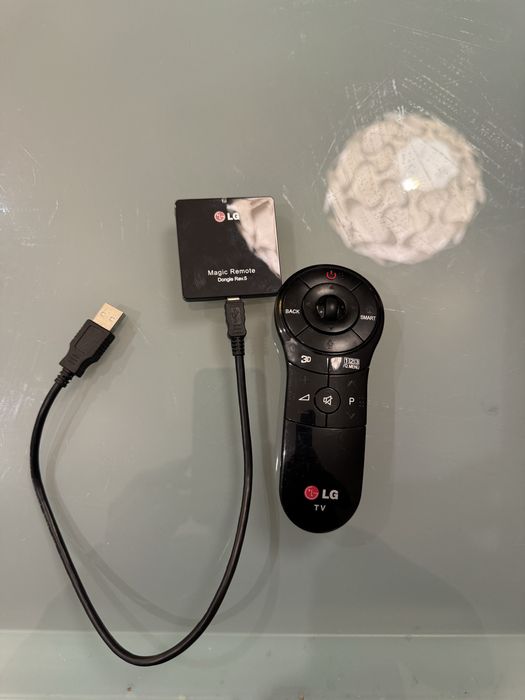 Remote + Dongle Rev. 564309884373891124