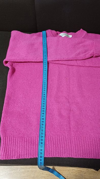 Светрик жіночий вовняний,свитер шерстяной.