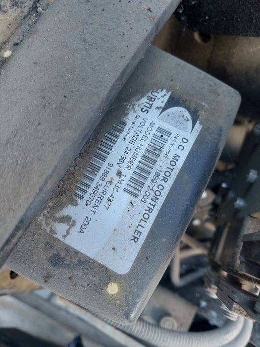 BT . TOYOTA  Lwe180  wózek elektryczny  uszkodzone