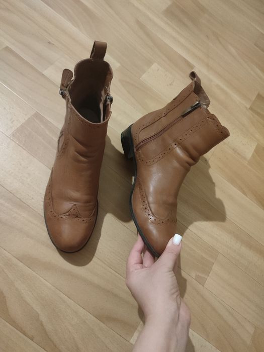 Женские сапоги полусапожки Clarks р 38