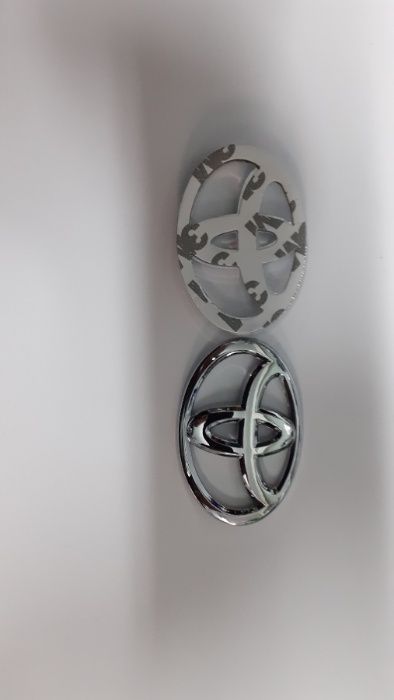 Эмблема Toyota RAV4 Camry 55 Тойота Камри 70 Lexus RX Honda C-RV Mazda