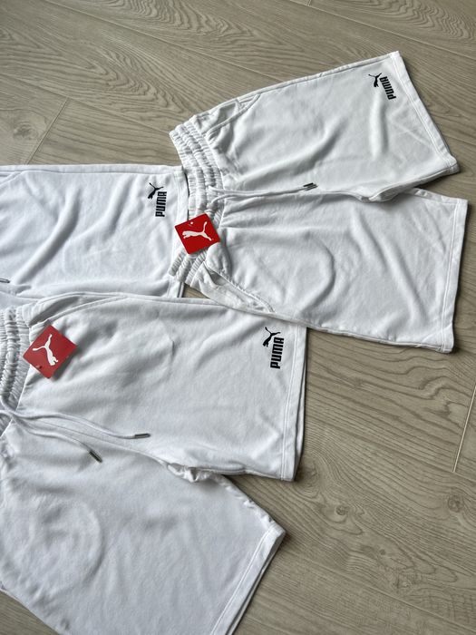 Жіночі шорти Puma S та М