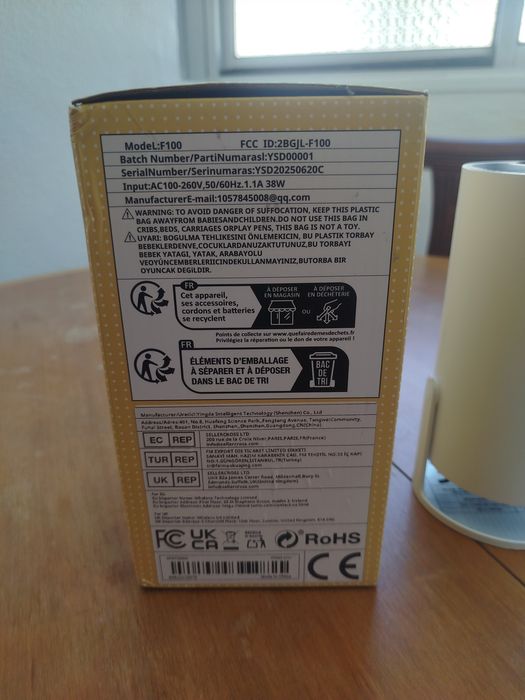LF100 Projector with Android445082110935050244