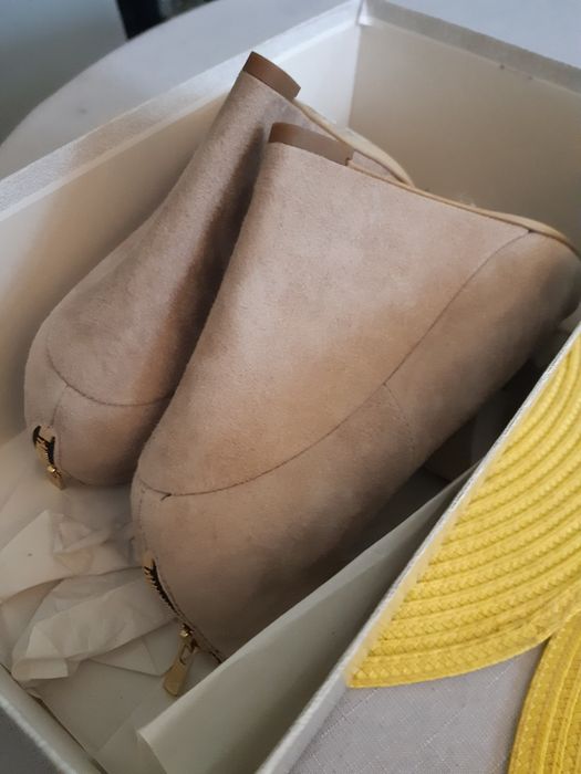 Nowe, półbuty, beż. Gino Rossi. 36 F