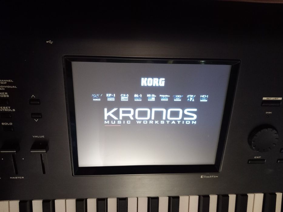 Sprzedam Korg Kronos X 73