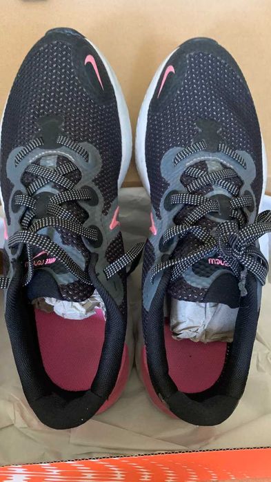 Дитячі Nike Renew Run (gs) 40 EU 25 см