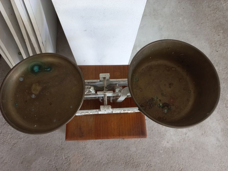 RESERVADO-Balança em ferro