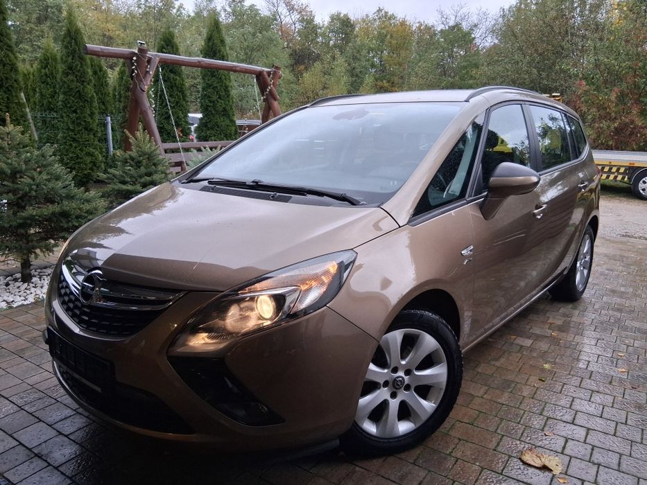 Opel Zafira Bezwypadkowy 2013 R 1.4 Turbo * Nowy rozrząd*