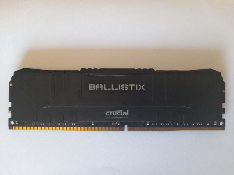 RAMs Crucial Ballistix 32GB [Ler Descrição]64740688522371122