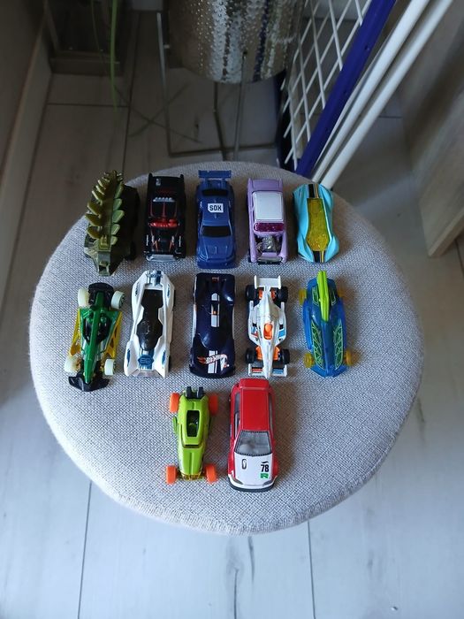 Autka hot wheels
