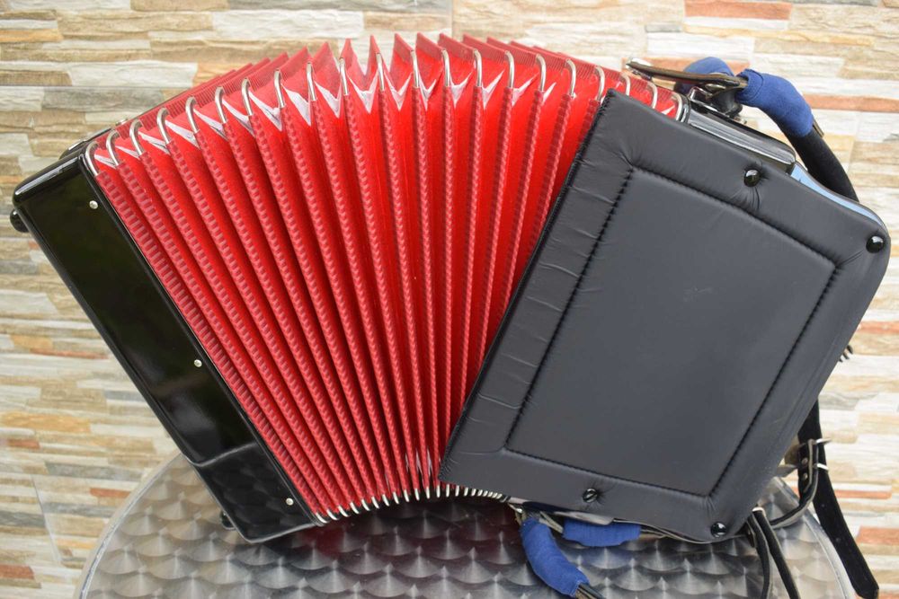Concertina Pedrosini 4 Voz  Direta Fa La Re