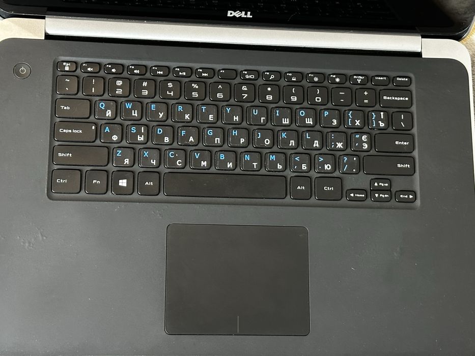 Сенсорний 4К ноутбук DellXPS 9530