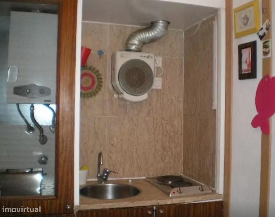 Estúdio - localizado em Santa Apolónia Lisbon
