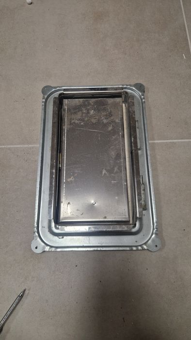 Wyczystka kominowa metalowa 37x24 cm