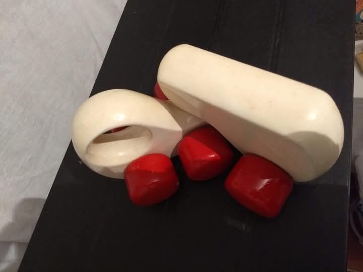 Brinquedo Português em madeira lacada anos 70