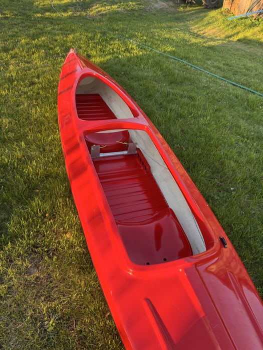 Kajak z wlokna szklanego