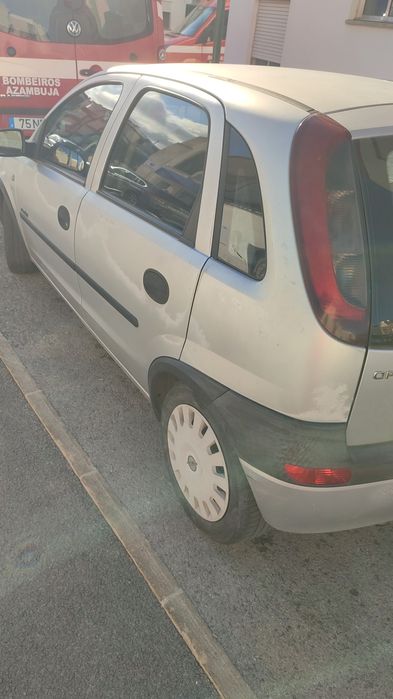 Opel Corsa  2002 gasolina  179mil km