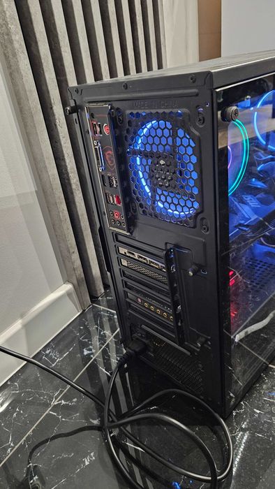 Komputer RTX 4060 TI 16GB/ RYZEN 7/ 16GB RAM/ SSD 1 TB