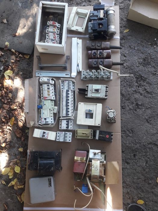 Продам бу провод 4на10 медний,автоматические выключатели