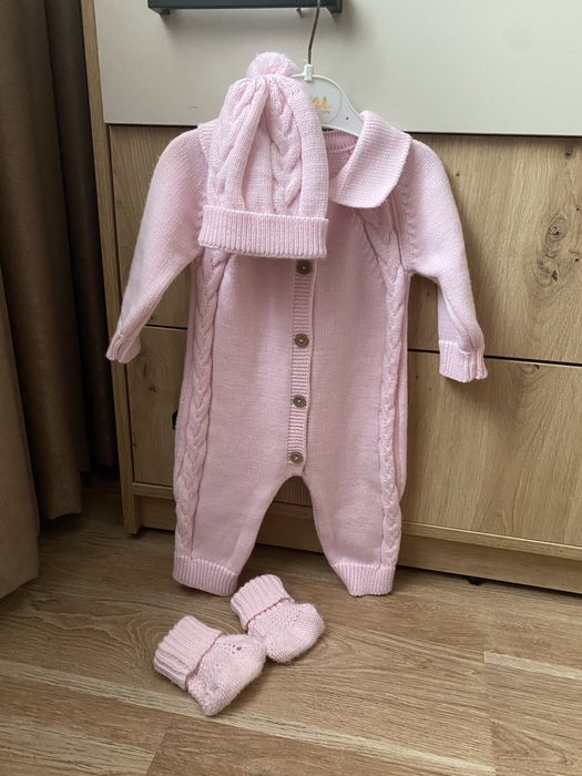 Вʼязаний, теплий ромпер для дівчинки