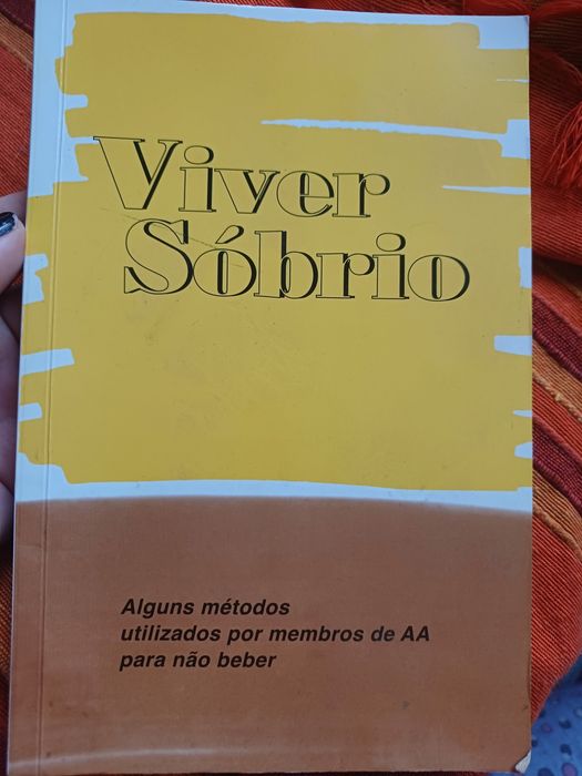 Livro "Como viver sóbrio"