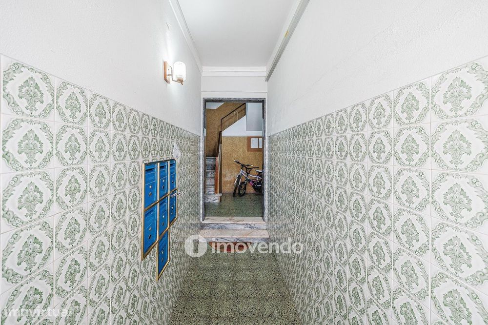 Apartamento T2 no centro do Lavradio