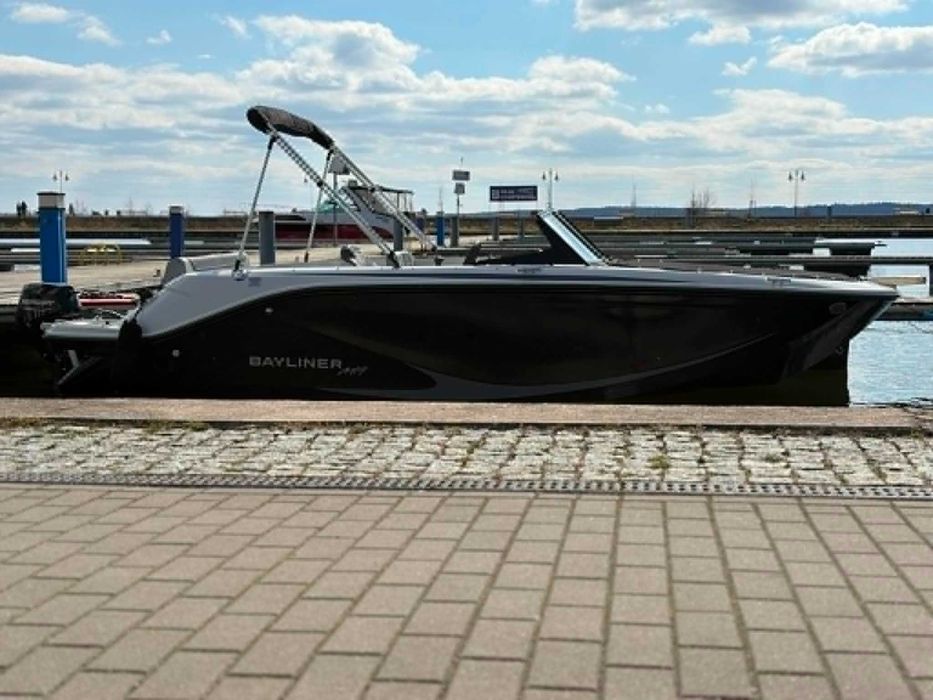Bayliner M19 z 10 KM ! NOWY ! czarter | wynajem | bez uprawnień | liliczartery | na godziny | Ekomarina Giżycko