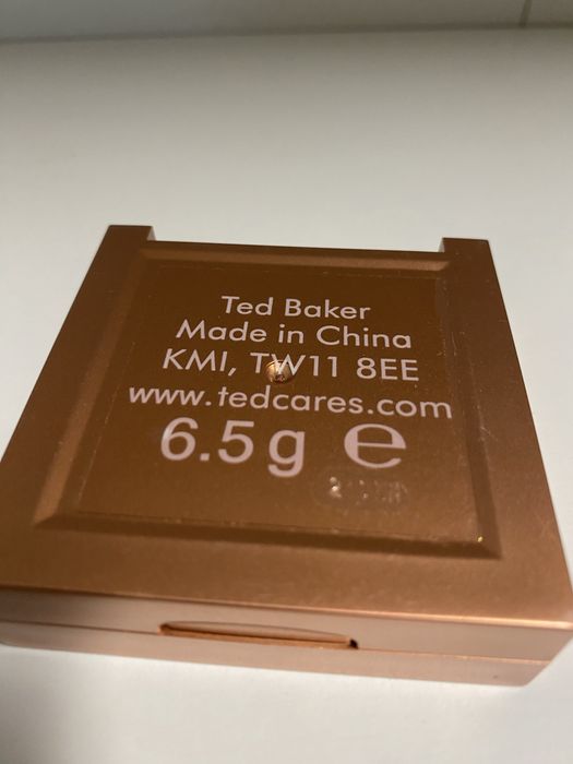 Ted Beker bronzer i rozświetlacz