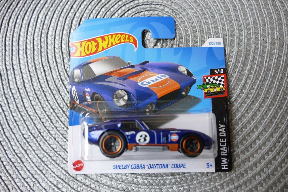 Hot Wheels autko "Resorak" SHELBY COBRA "DAYTONA" COUPE edycja 2024r.