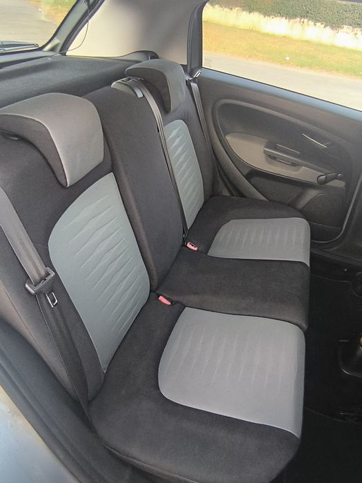 Fiat Punto — fotografia 12