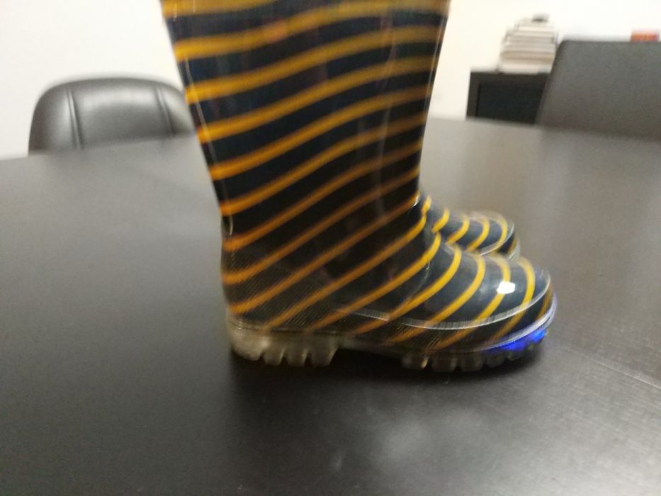 Galochas com luz