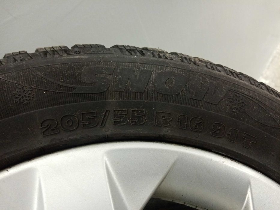 Sprzedam FELGI z oponami zimowe 205/55/16