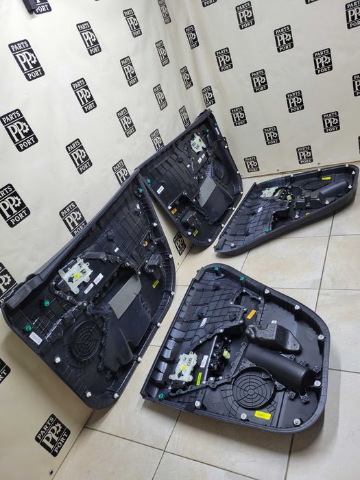 Дверні карти дверна карта дверей обшивка двери накладка передня задня ліва права Kia Niro 1 2018 2019 2020 2021 2022