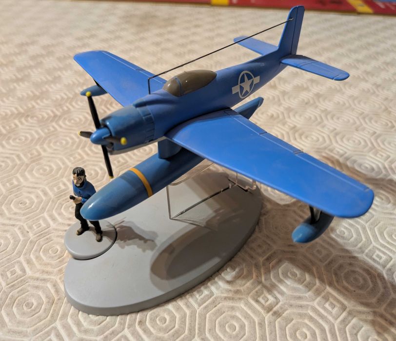 En Avion Tintin 4- L Hydravion Bleu de Coke en Stock