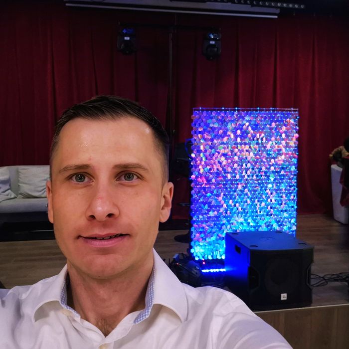 DJ, dee jay, muzyczna oprawa, Wodzirej , 18 ki, wesele, urodziny