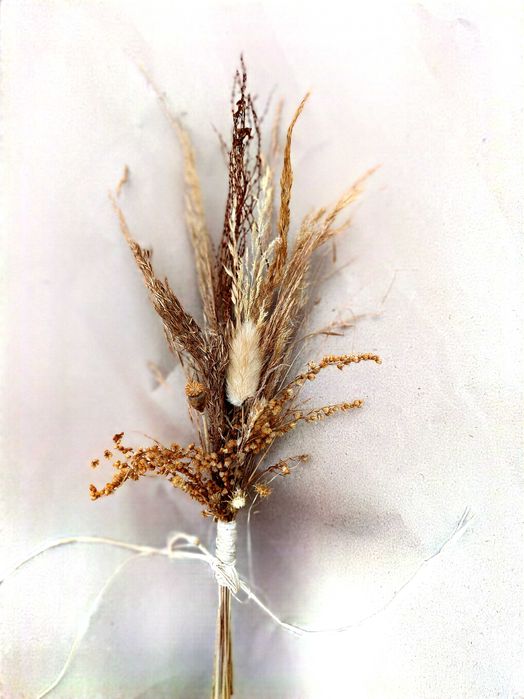 Butonierka beżowo- brązowa