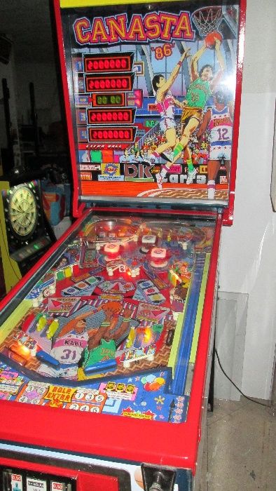 Máquina jogos 1986