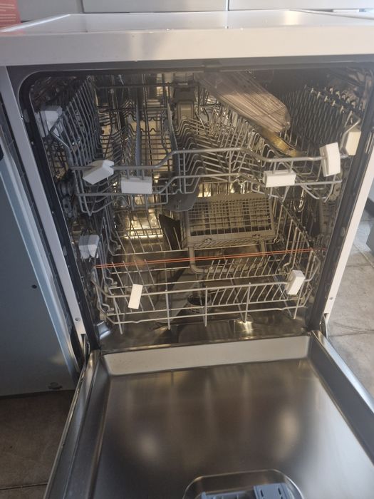 Máquina de lavar loiça beko