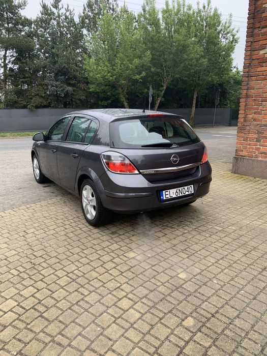 Opel Astra 2011 nowy rozrad pelny VAT