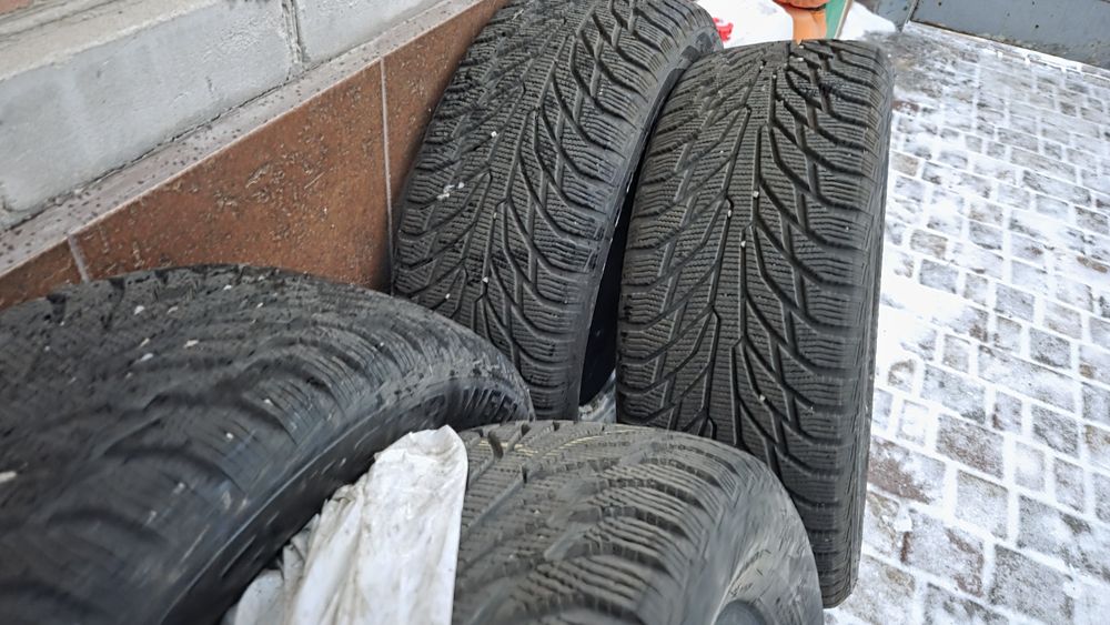 Petlas R 17 225 / 55