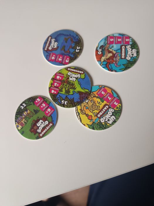 Tazos Gormitis e outros