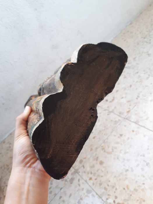 Decoração de gatos em madeira