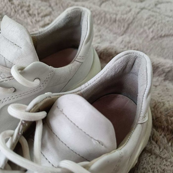 Кросівки кожані білі ECCO CHUNKY SNEAKER розмір 38