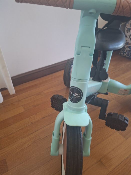 Triciclo gyro adaptável até aos 5 anos