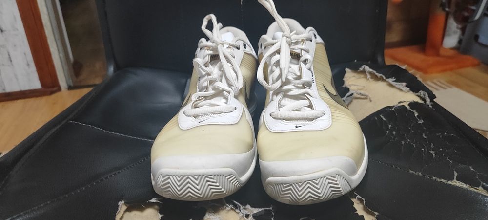 Nike Roger Ferder RF 2009 Vapor tour 6

Wimbledon Zoom Vapor Tour 6 VI