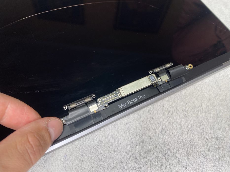 Екран MacBook Pro A1706/A1708 (2016–17) оригінал, на запчастини