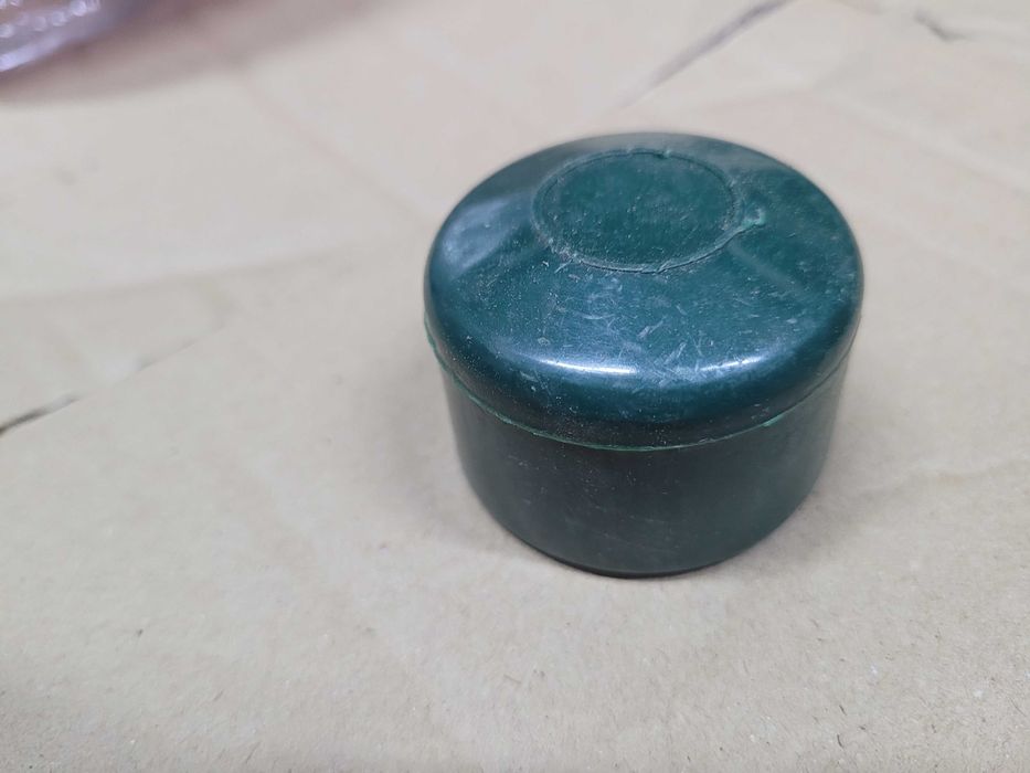 Zaślepki nasadki na słupki okrągłe fi42 50szt