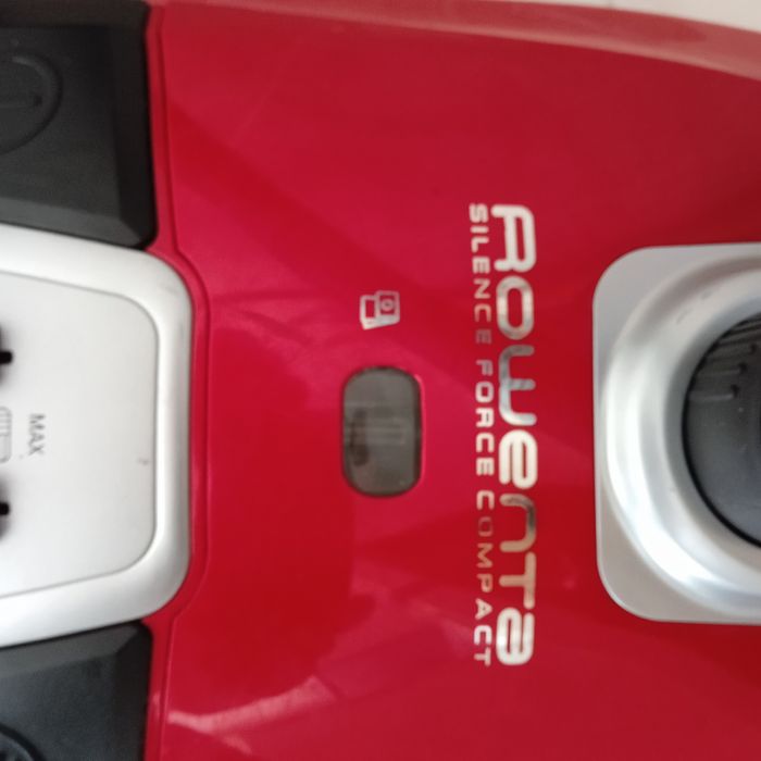 Aspirador silence force