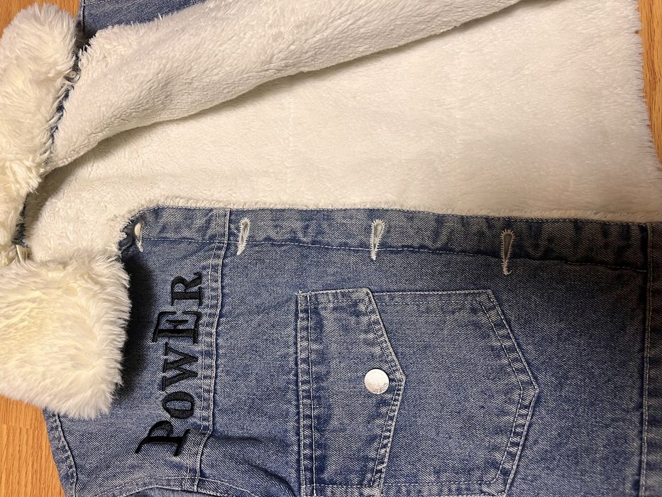 Джинсова тепла куртка р.130